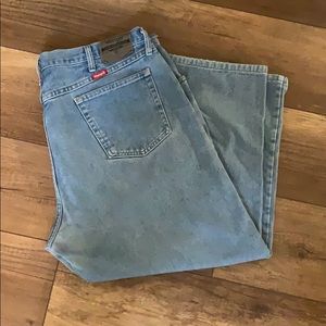 Men’s Wrangler Relaxed-Fit Jeans